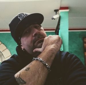 Meet your Posher, Tone